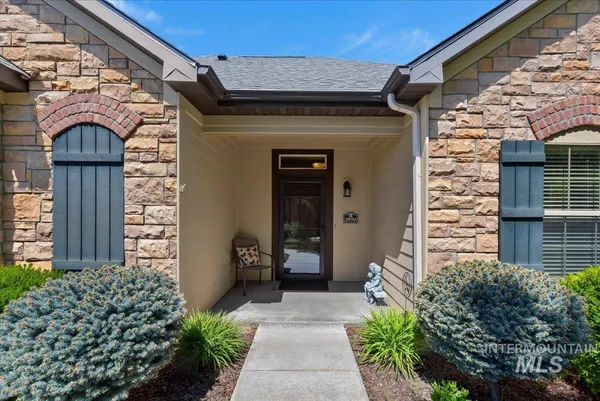 $450,000 | 2970 North Cloverdale Road, Boise, ID 83713