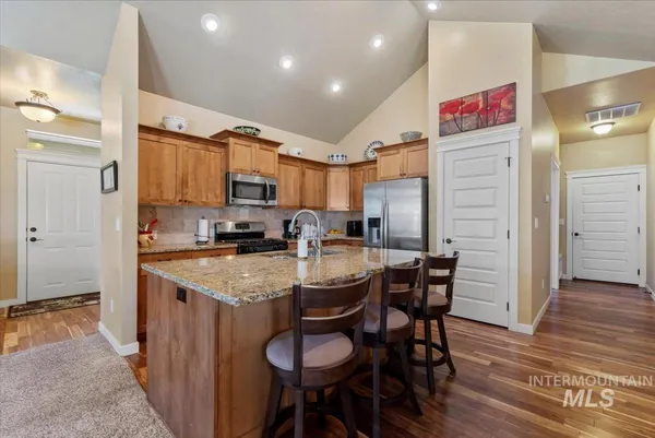 $450,000 | 2970 North Cloverdale Road, Boise, ID 83713