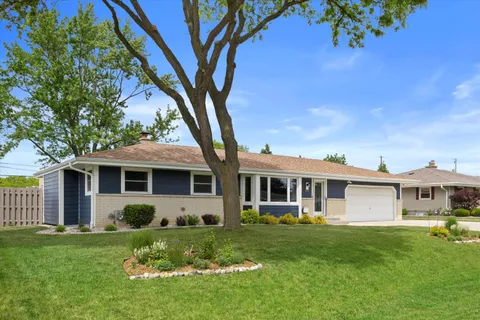 $375,000 | 6920 West Armour Avenue, Greenfield, WI 53220