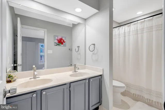 $489,900 | 7938 Blue Gray Circle, Manassas, VA 20109