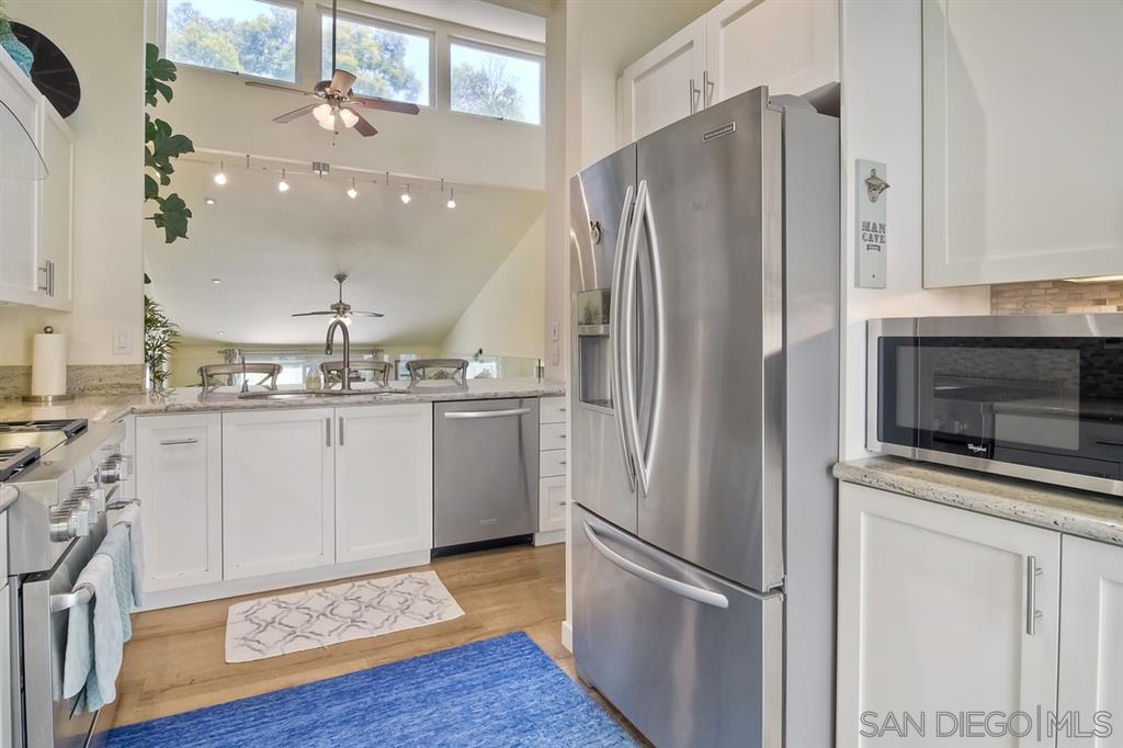 1727 Kennington Road Encinitas, CA 92024 - Photo 1 of 17