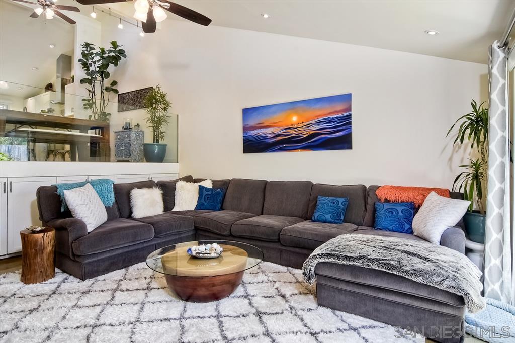 1727 Kennington Road Encinitas, CA 92024 - Photo 5 of 17