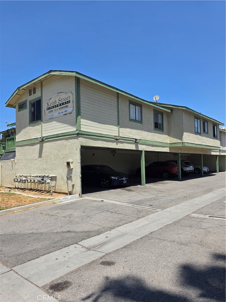 1819 Keith Street, Unit 17 Riverside, CA 92507 - Photo 1 of 3