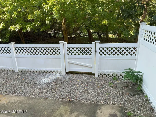 $3,900 | 35 Ironwood Court, Middletown, NJ 07748