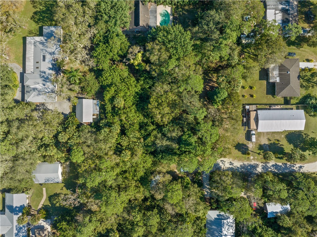 564 30th Avenue Southwest Vero Beach, FL 32968 - Photo 5 of 11