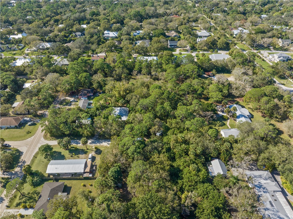 564 30th Avenue Southwest Vero Beach, FL 32968 - Photo 9 of 11