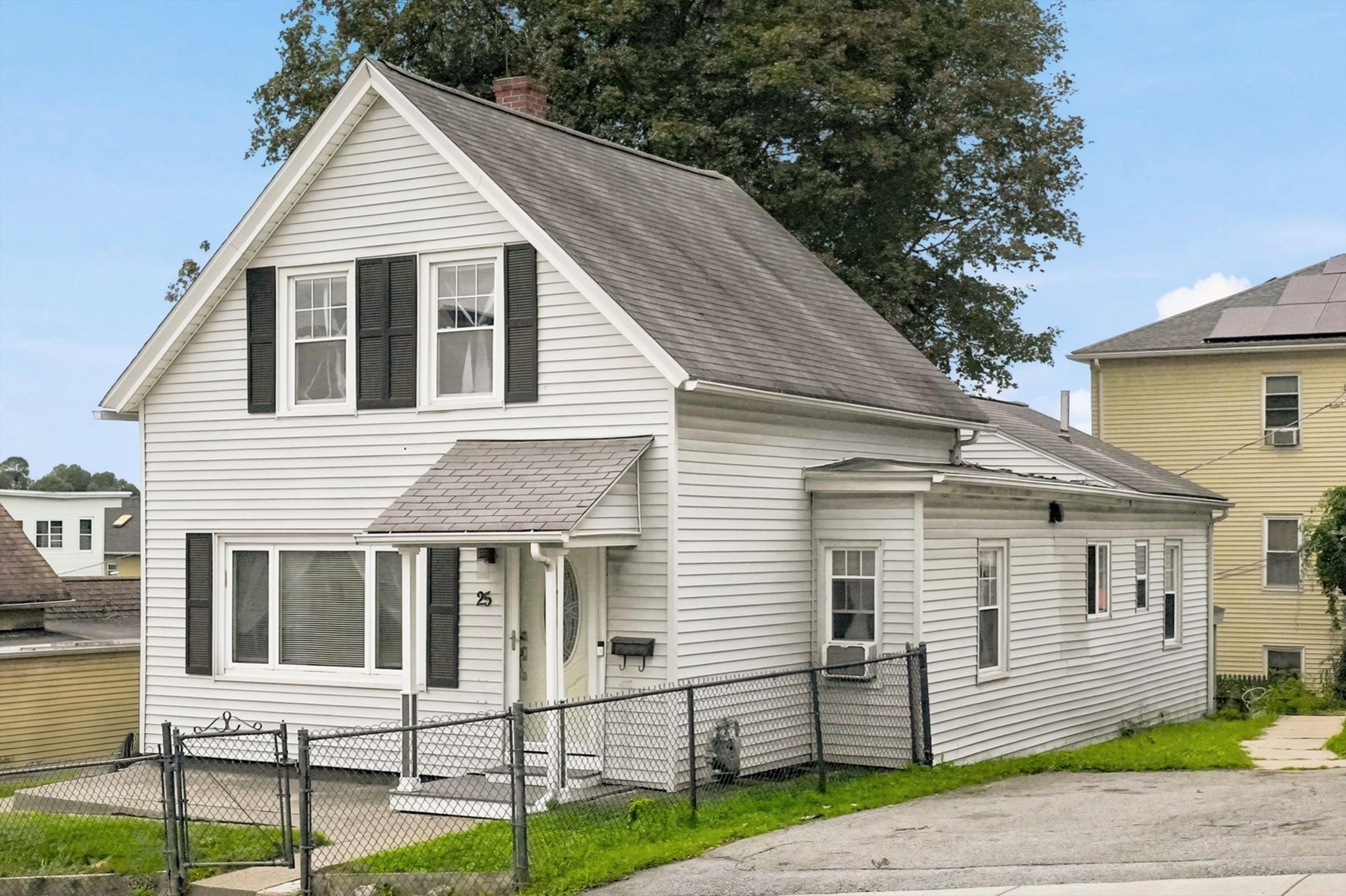 25 Orient Street Worcester, MA 01604 - Photo 31 of 36 Gallery Image 31
