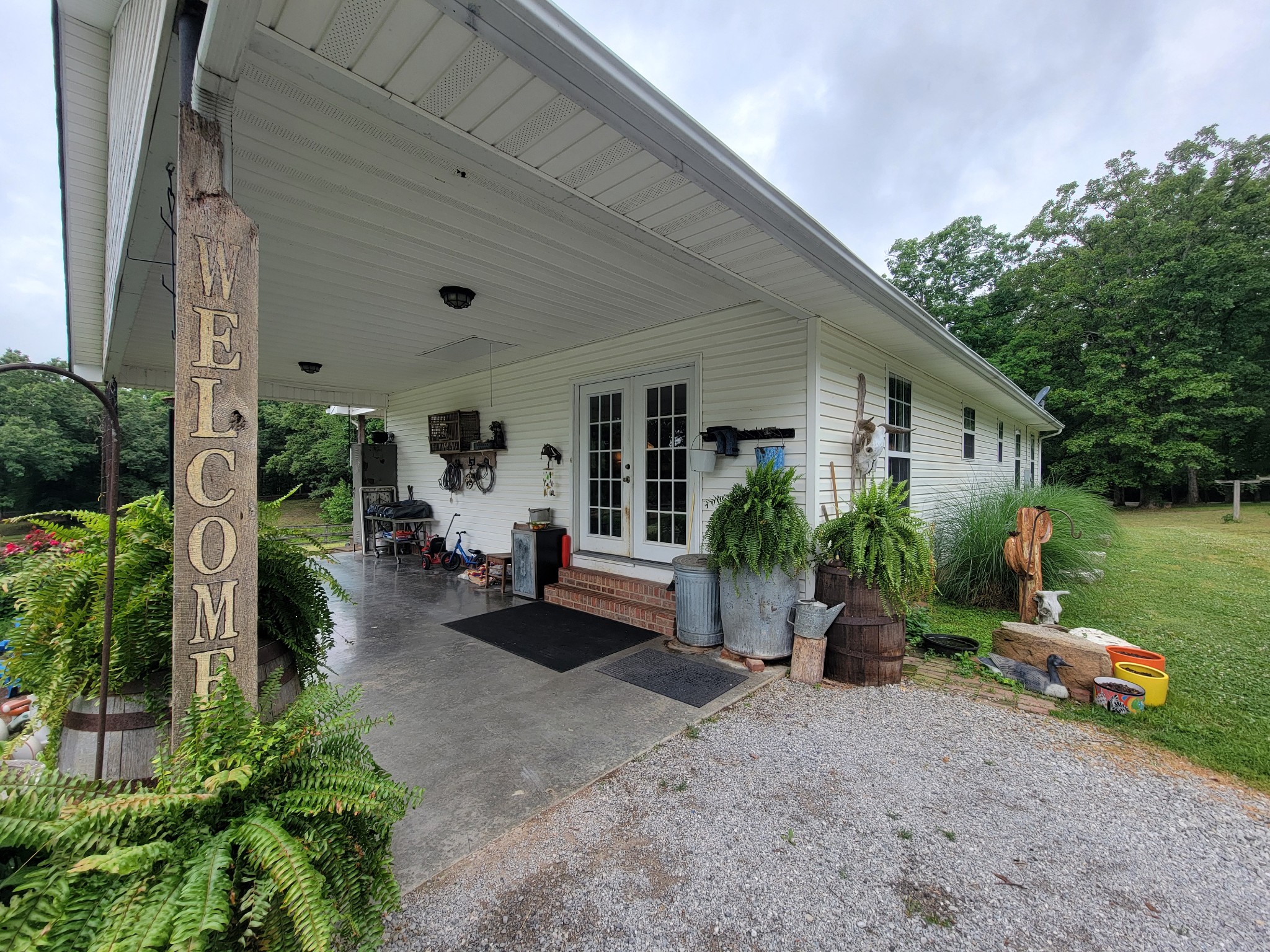 1089 Jim Clark Road Erin, TN 37061 - Photo 29 of 71