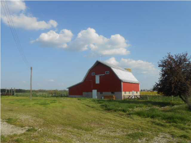 13342 Lawrence Road Sumner, IL 62466 - Photo 11 of 12 Gallery Image 11