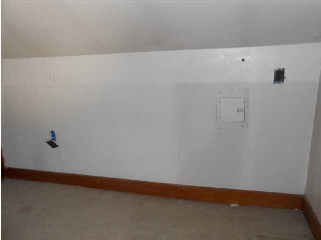 13342 Lawrence Road Sumner, IL 62466 - Photo 3 of 12 Gallery Image 3