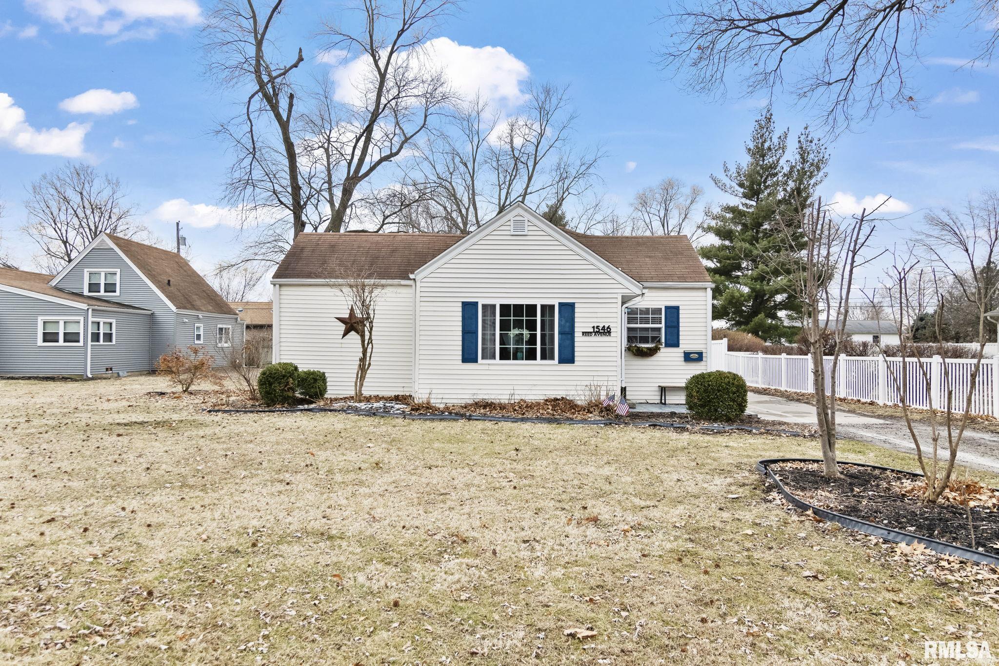 1546 Reed Avenue Springfield, IL 62704 - Photo 3 of 32 Gallery Image 3
