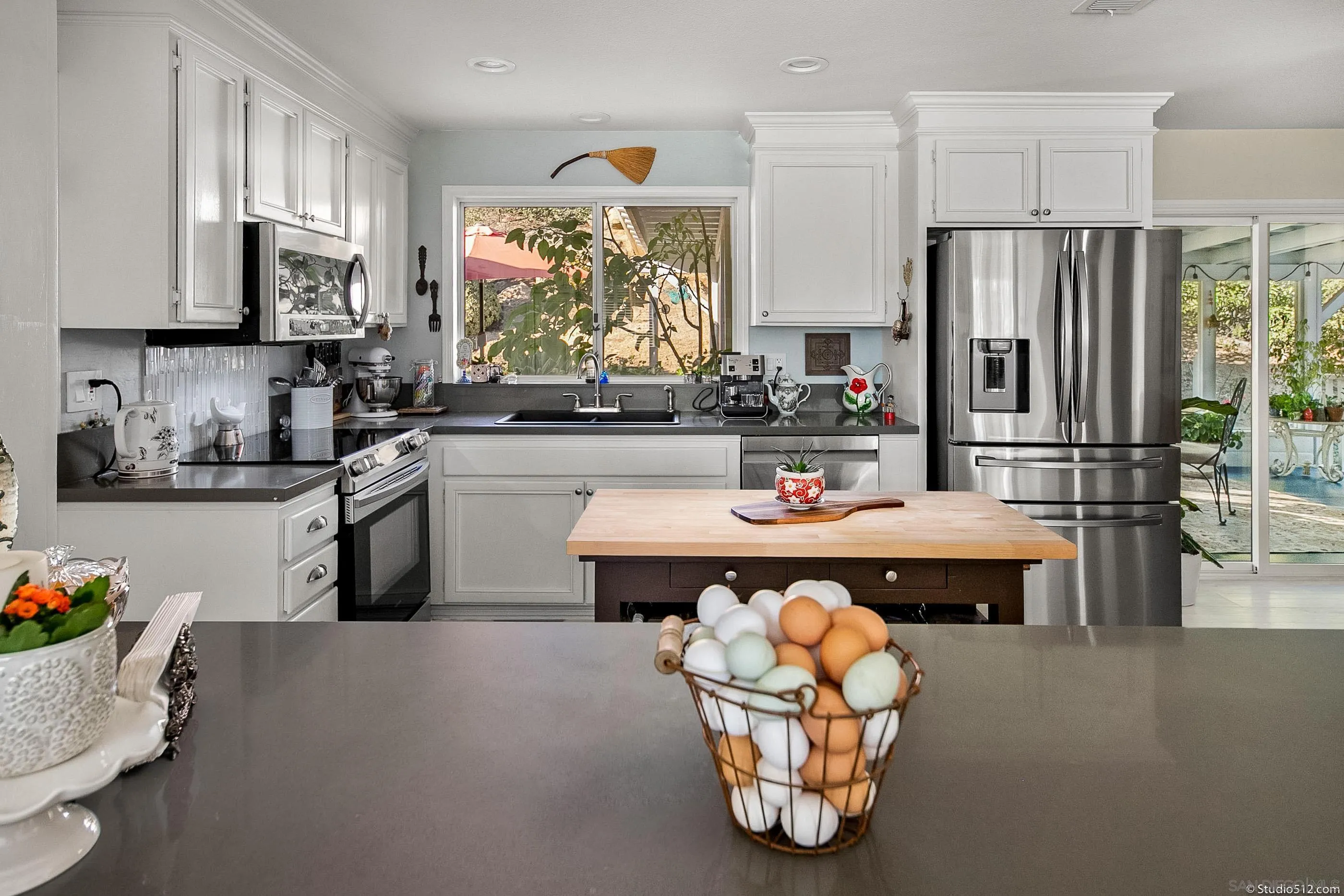 18520 Los Hermanos Ranch Road Valley Center, CA 92082 - Photo 6 of 40 Gallery Image 6