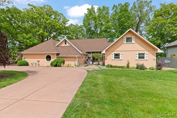 $1,250,000 | 25 South Shore Drive, Addison, MI 49220