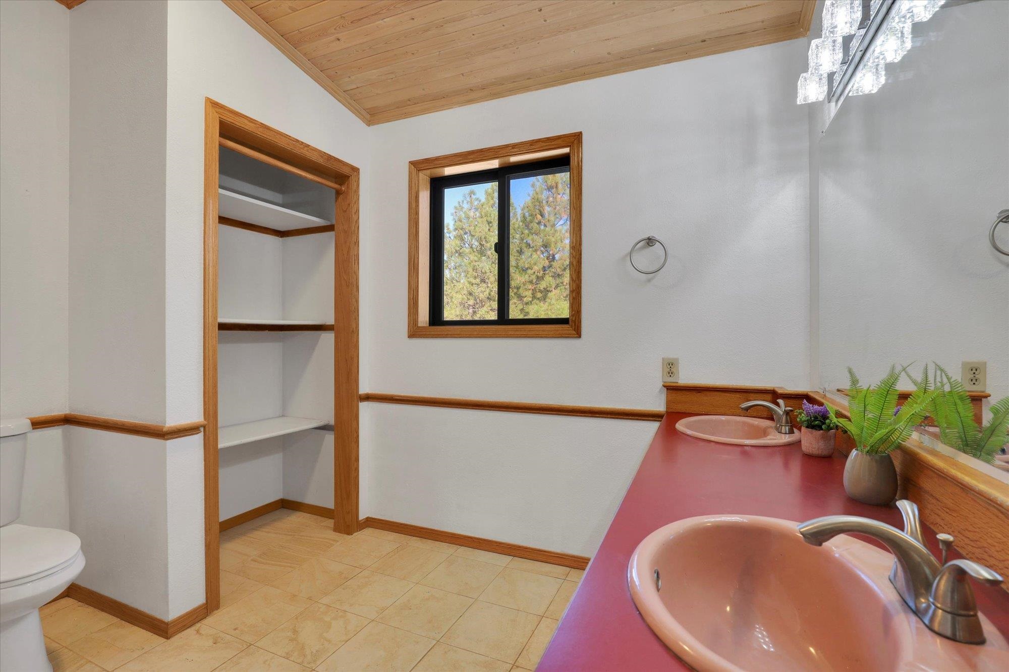 4221 East Bailey Road Chattaroy, WA 99003 - Photo 29 of 49