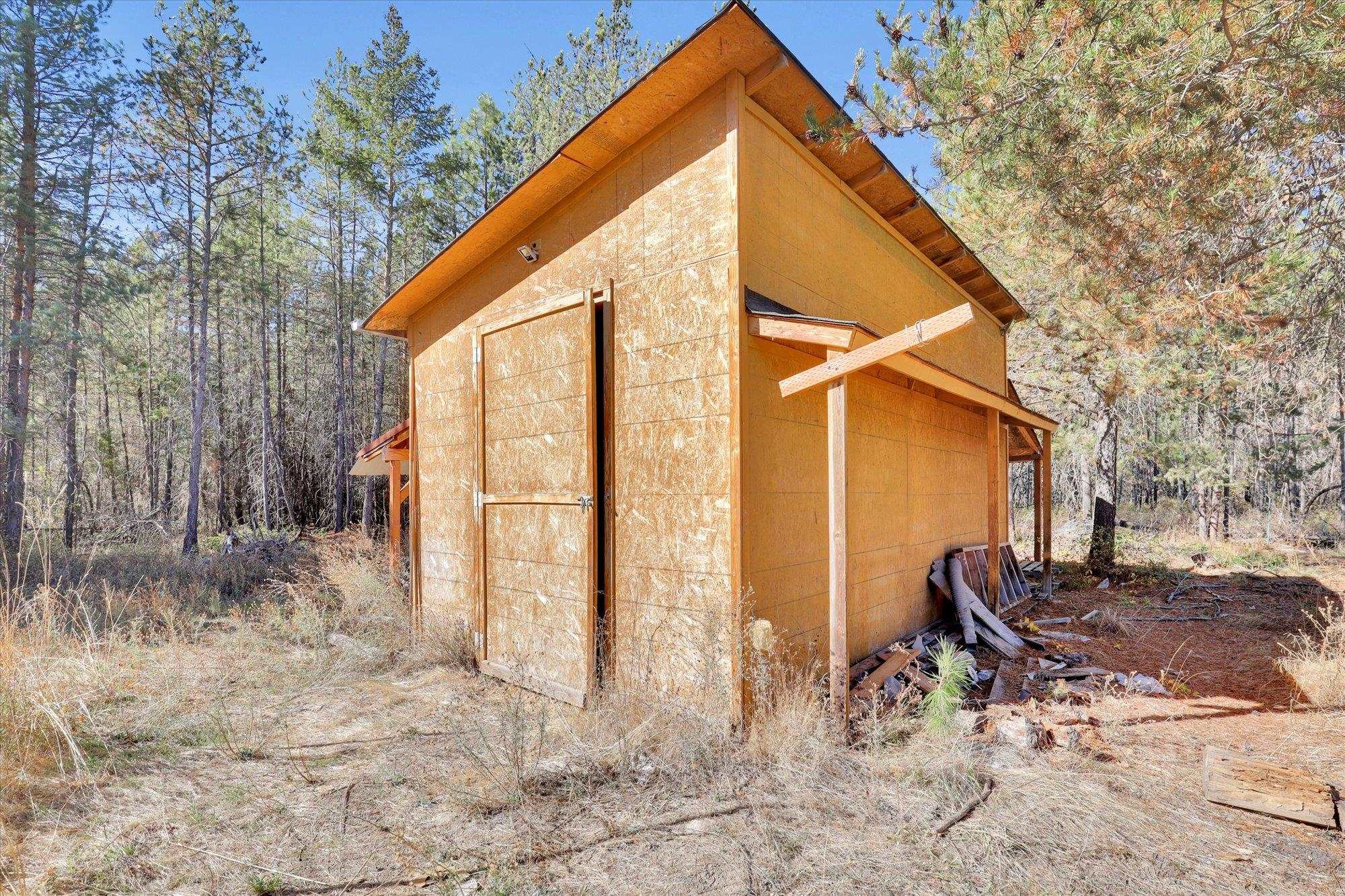 4221 East Bailey Road Chattaroy, WA 99003 - Photo 33 of 49