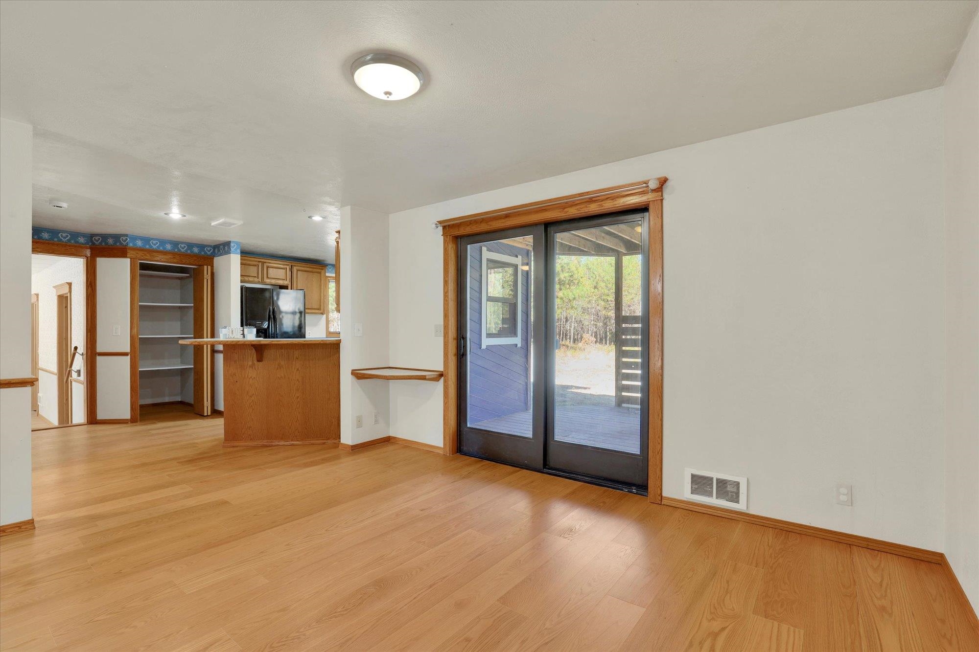 4221 East Bailey Road Chattaroy, WA 99003 - Photo 10 of 49