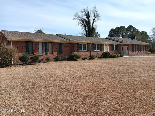 $345,000 | 1701 Highway 41, Beulaville, NC 28518