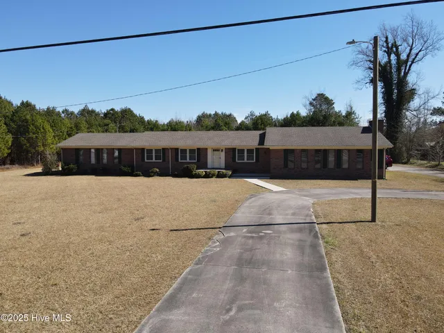 $345,000 | 1701 Highway 41, Beulaville, NC 28518