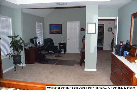 10121 Sandhill Court Baton Rouge, LA 70809 - Photo 7 of 12