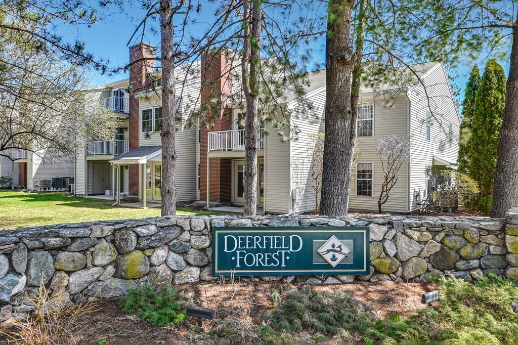 a view of a street with of an apartment building