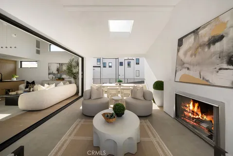 $2,850,000 | 512 1/2 Marigold Avenue, Corona del Mar, CA 92625