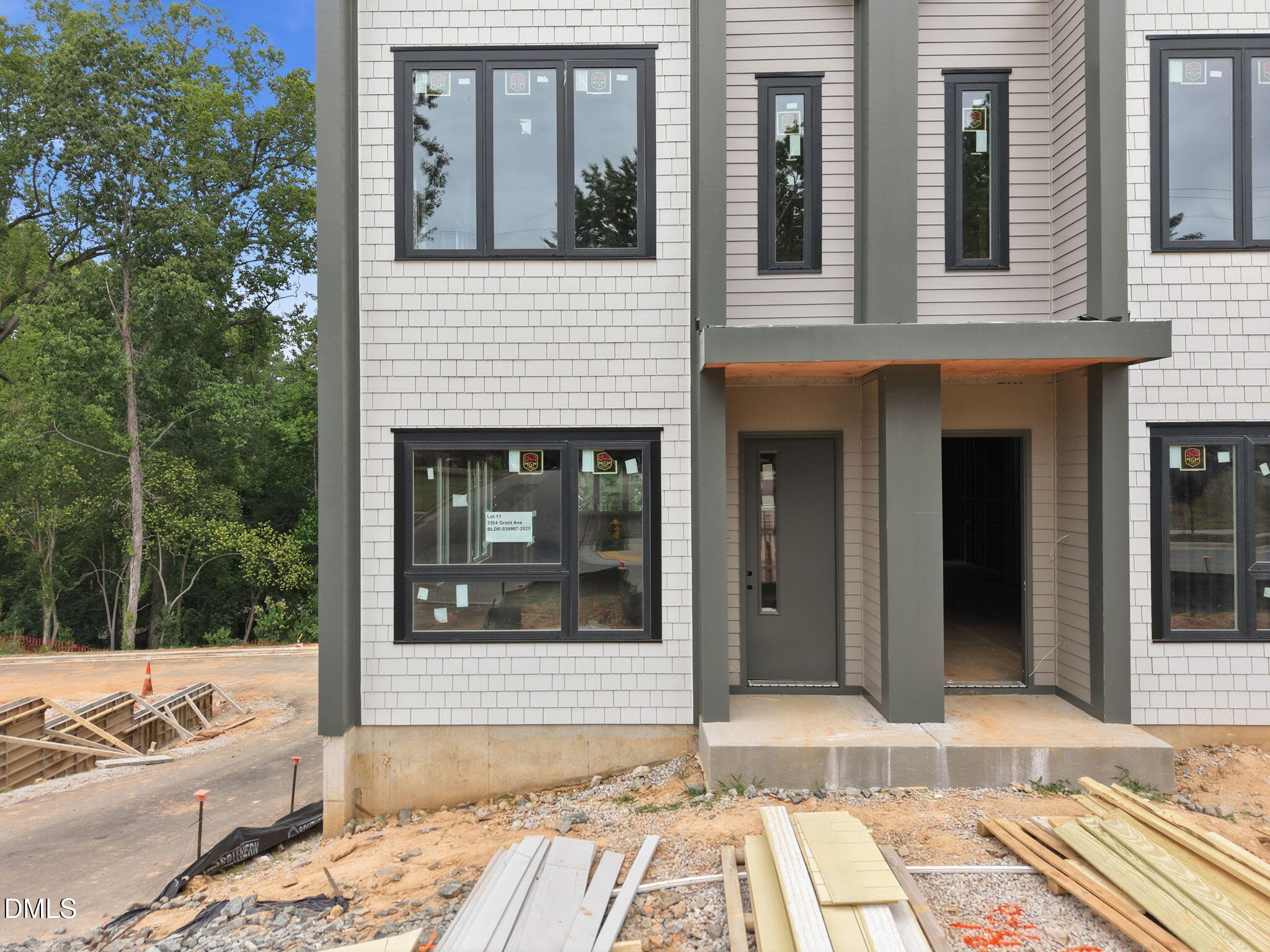 2394 Grant Avenue Raleigh, NC 27608 - Photo 2 of 9