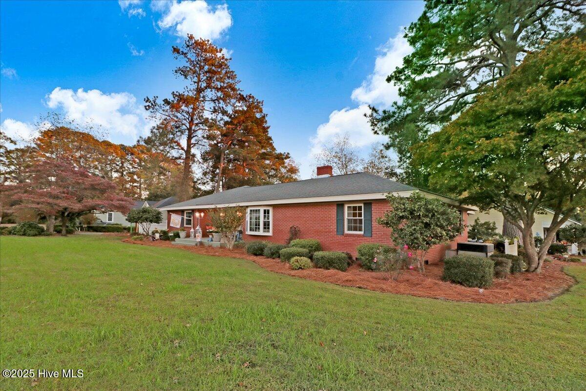 200 Barnes Street Fremont, NC 27830 - Photo 2 of 45 03-200 Barnes St-3