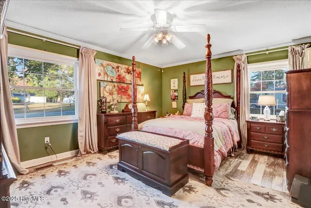 $349,000 | 200 Barnes Street, Fremont, NC 27830