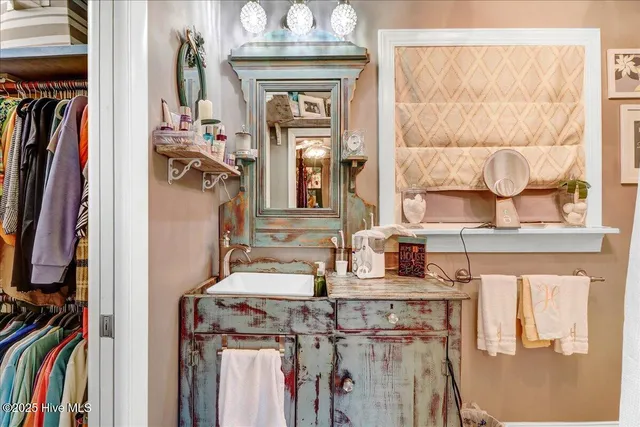 $349,000 | 200 Barnes Street, Fremont, NC 27830