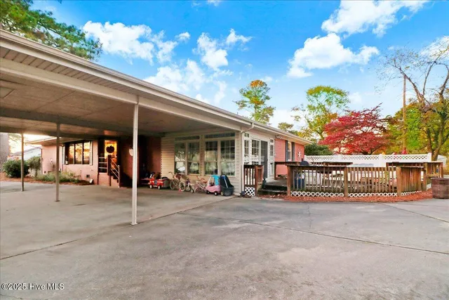 $349,000 | 200 Barnes Street, Fremont, NC 27830