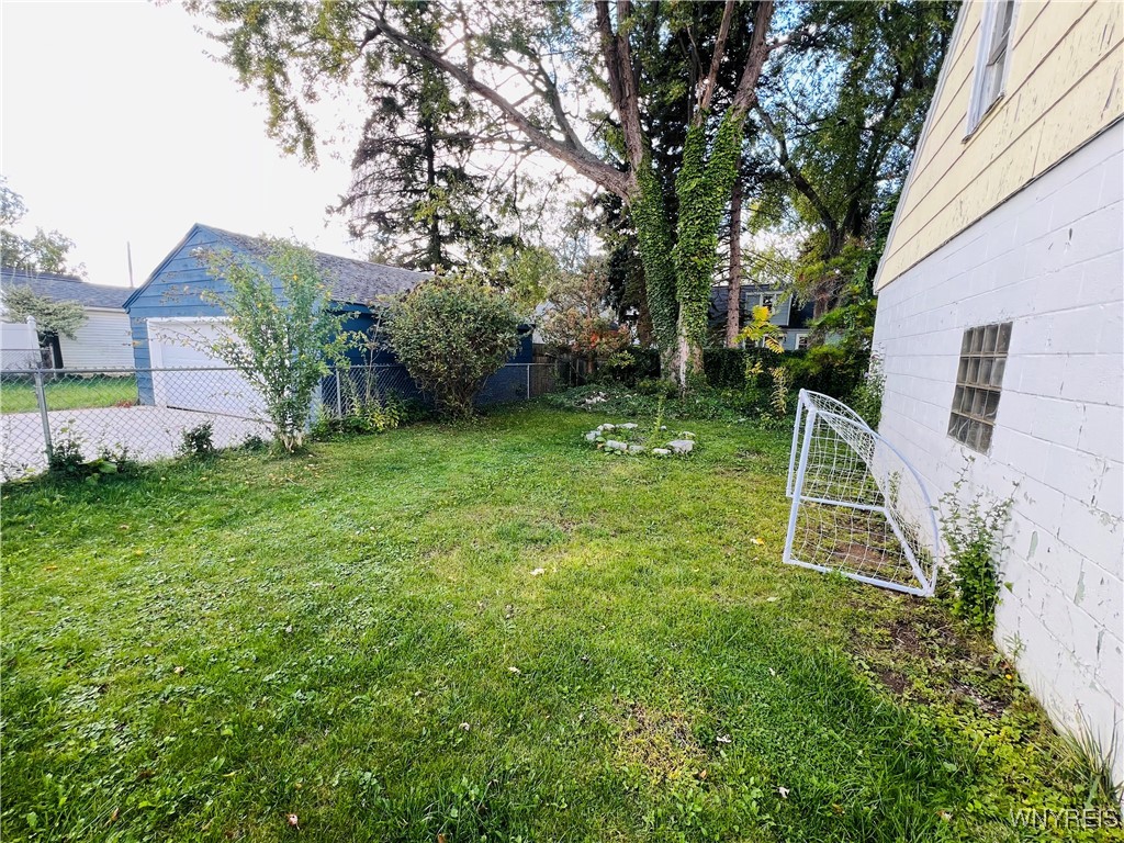 125 Brookside Drive, Unit 127 West Seneca, NY 14220 - Photo 25 of 28