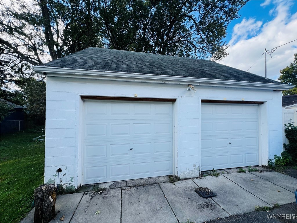 125 Brookside Drive, Unit 127 West Seneca, NY 14220 - Photo 26 of 28