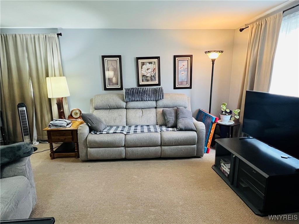 125 Brookside Drive, Unit 127 West Seneca, NY 14220 - Photo 5 of 28