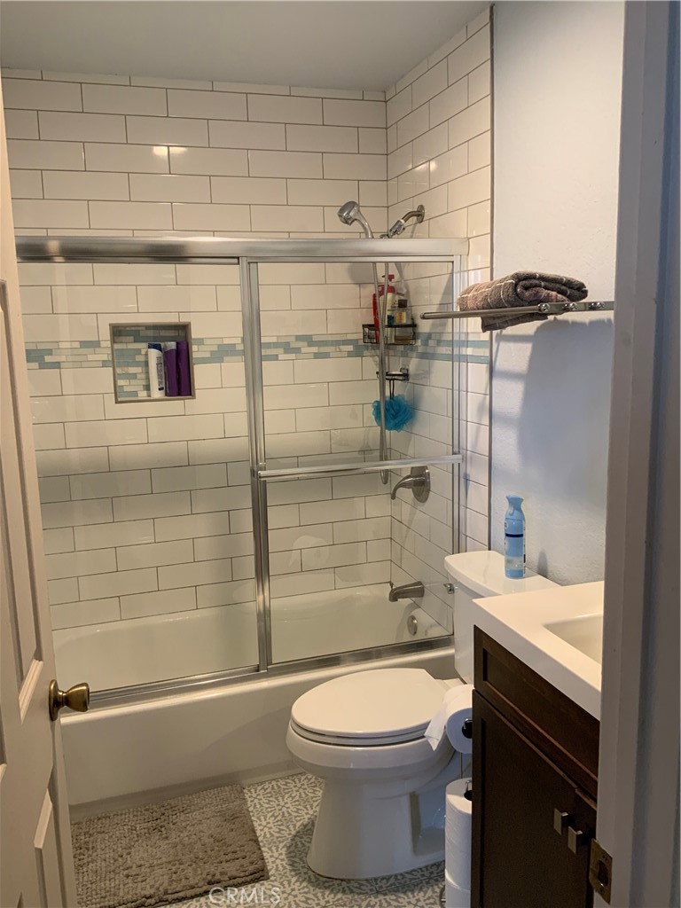 7221 Petrol Street, Unit 53 Paramount, CA 90723 - Photo 10 of 18