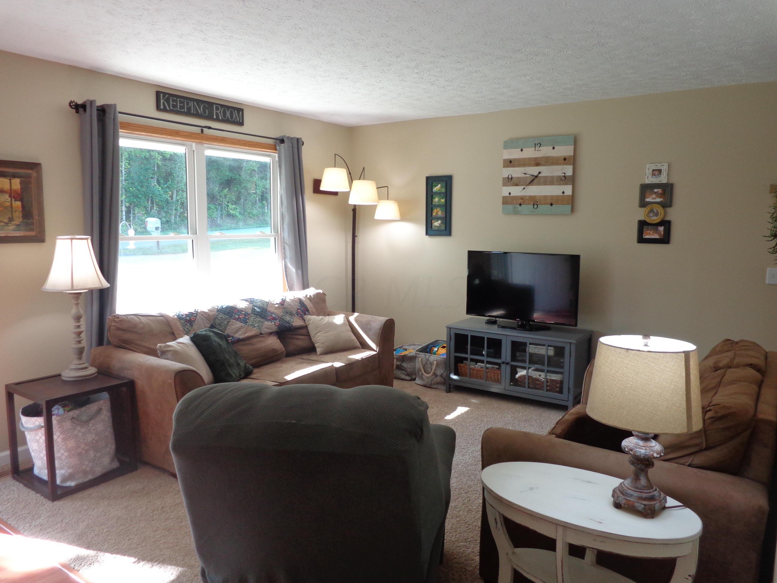 4161 Maple Grove Road Chillicothe, OH 45601 - Photo 4 of 21 Gallery Image 4