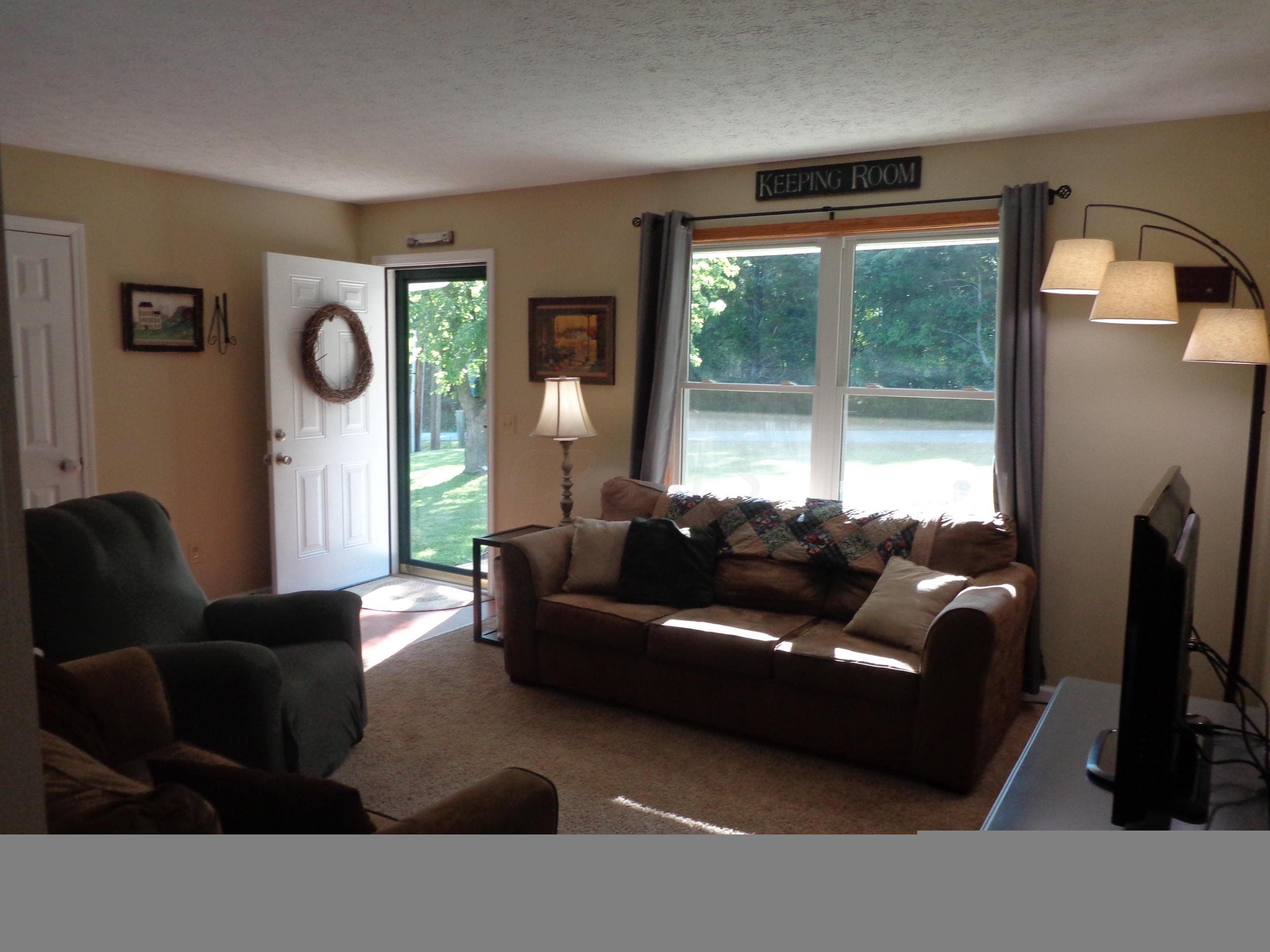4161 Maple Grove Road Chillicothe, OH 45601 - Photo 5 of 21 Gallery Image 5
