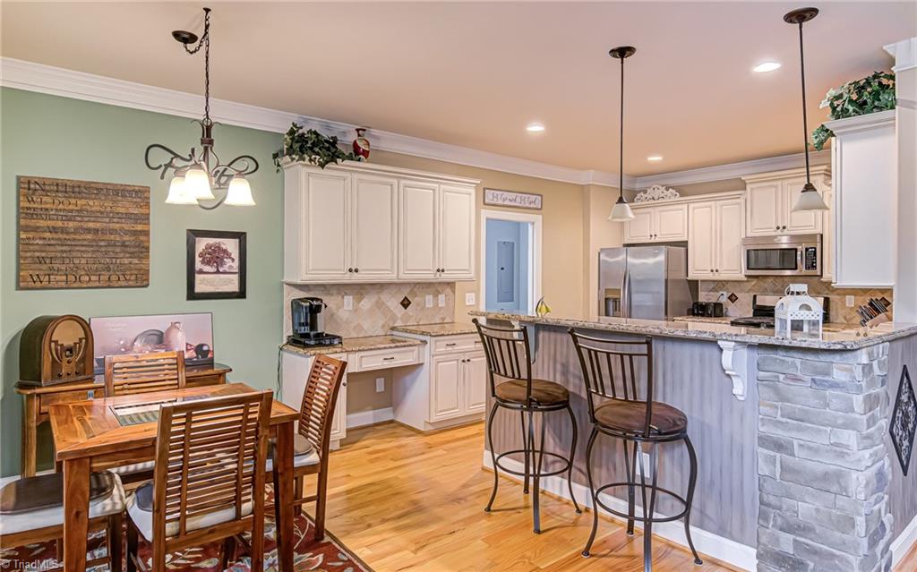 6656 Ridge Run Court Clemmons, NC 27012 - Photo 8 of 37 Gallery Image 8