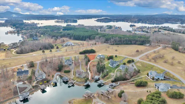 $1,799,000 | 639 Compass Cove Circle, Moneta, VA 24121