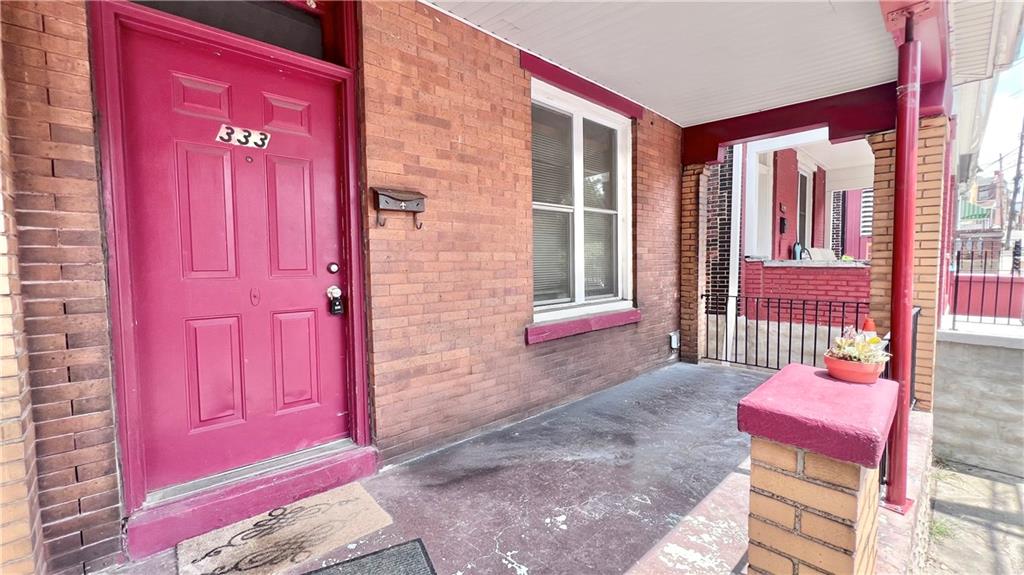 333 Lawn Street Pittsburgh, PA 15213 - Photo 2 of 18