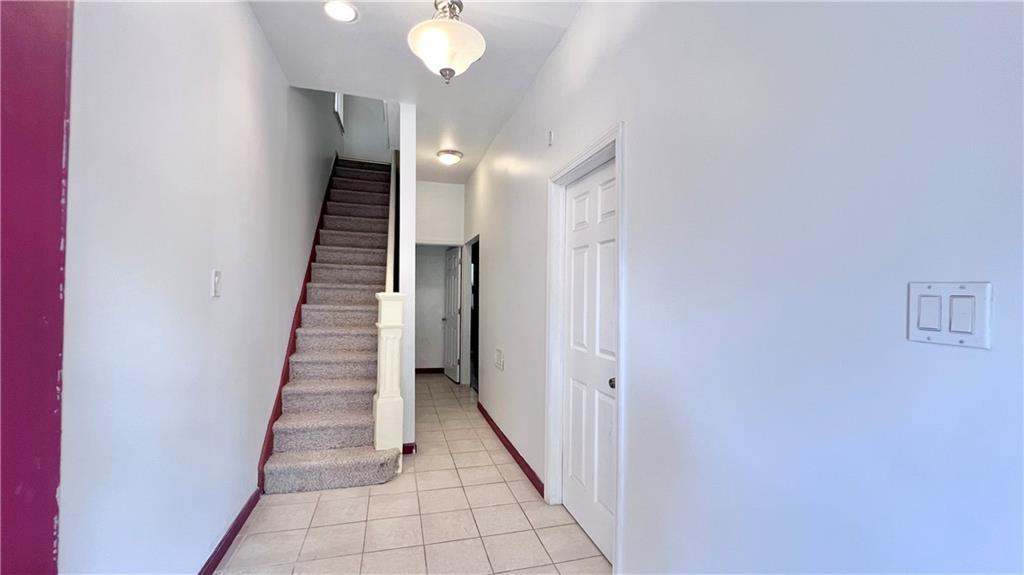 333 Lawn Street Pittsburgh, PA 15213 - Photo 3 of 18