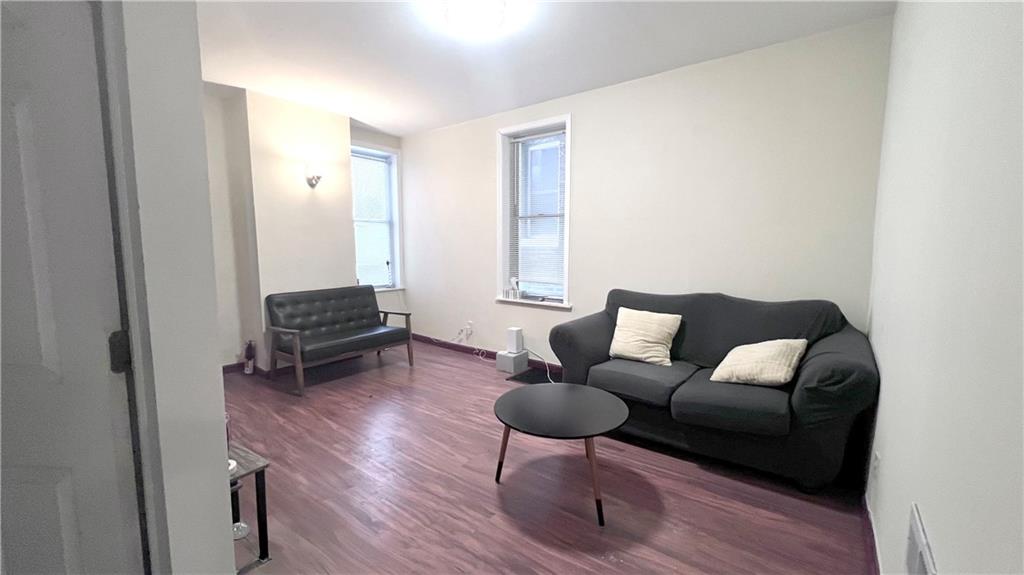 333 Lawn Street Pittsburgh, PA 15213 - Photo 4 of 18