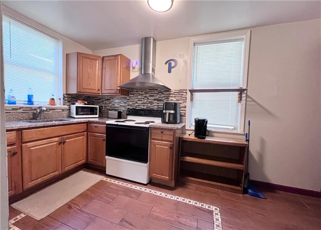 333 Lawn Street Pittsburgh, PA 15213 - Photo 6 of 18