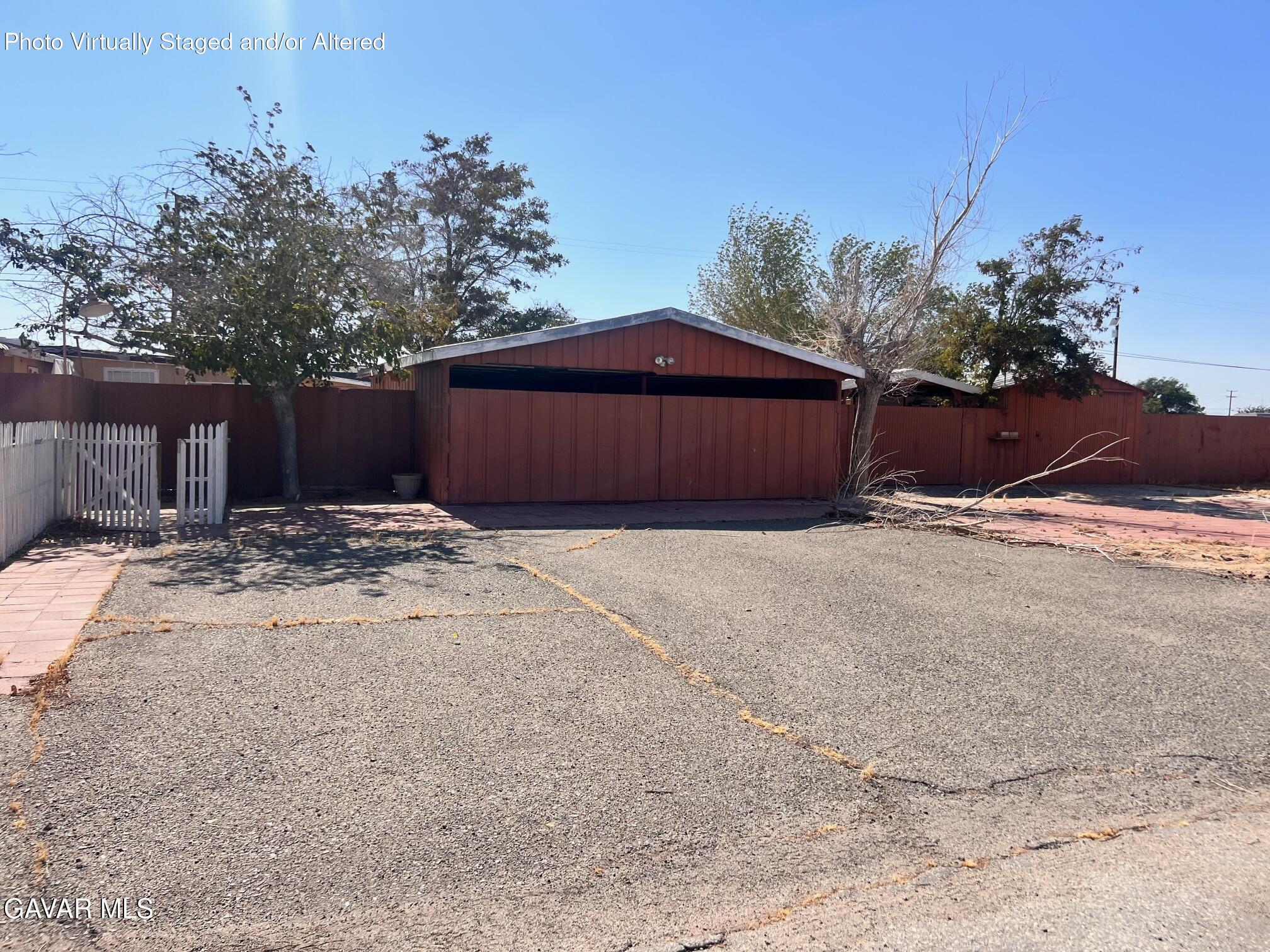 13227 Flint Street North Edwards, CA 93523 - Photo 5 of 84 IMG_5949