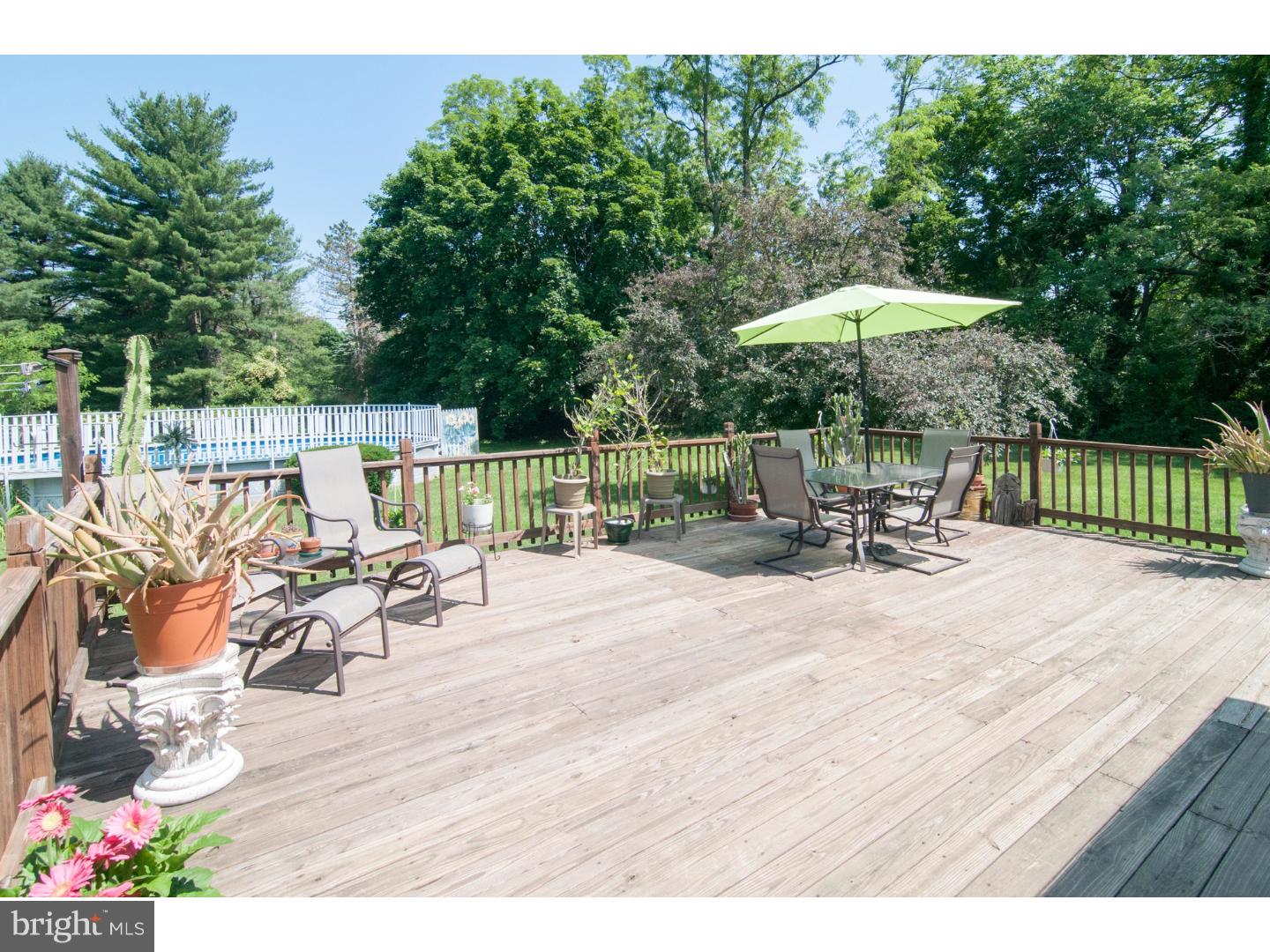 314 Edison Furlong Road Doylestown, PA 18901 - Photo 16 of 20 Deck