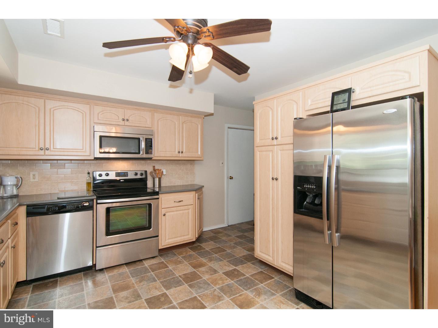 314 Edison Furlong Road Doylestown, PA 18901 - Photo 5 of 20 Kitchen