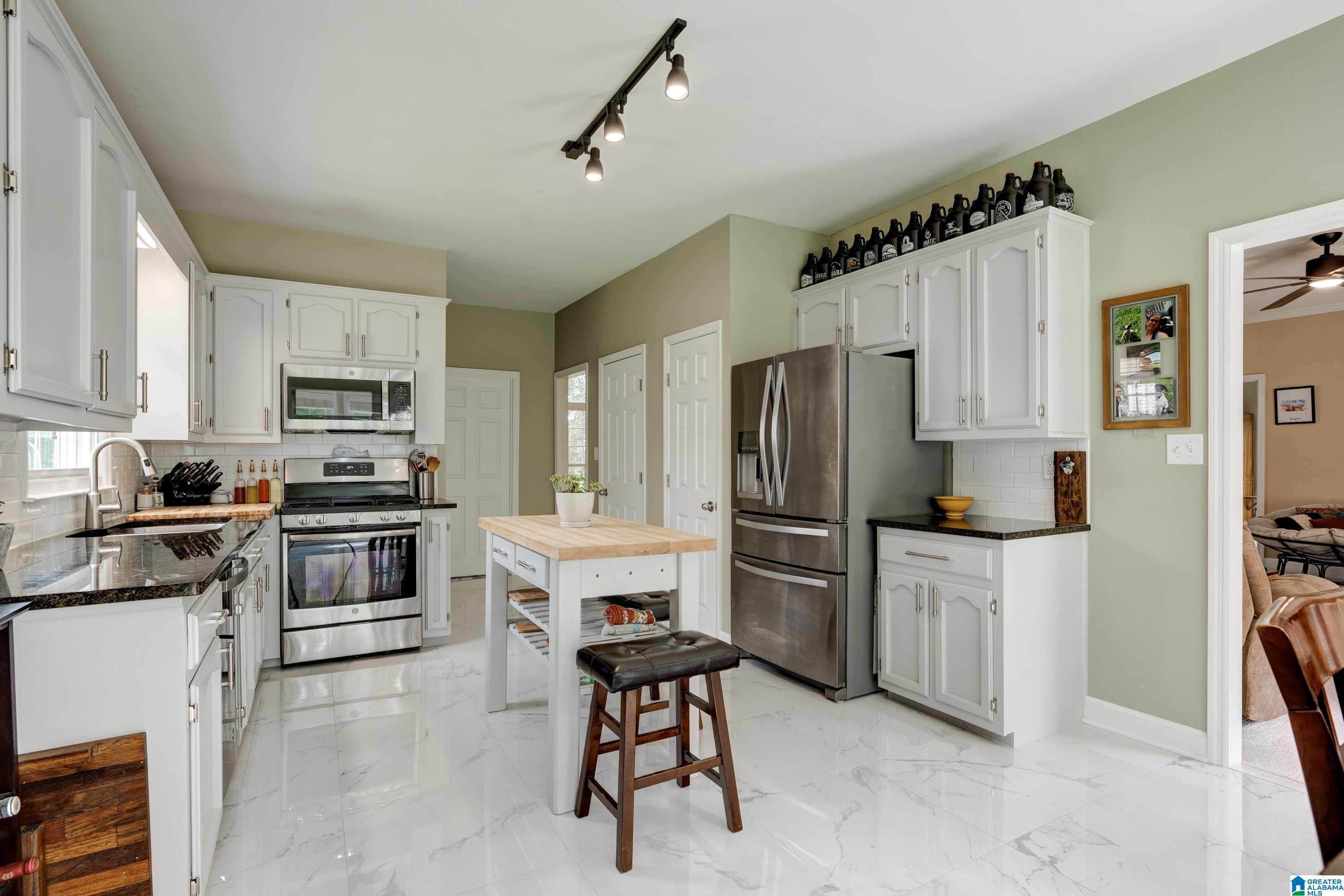 1110 Saddlebrook Road Birmingham, AL 35210 - Photo 16 of 47