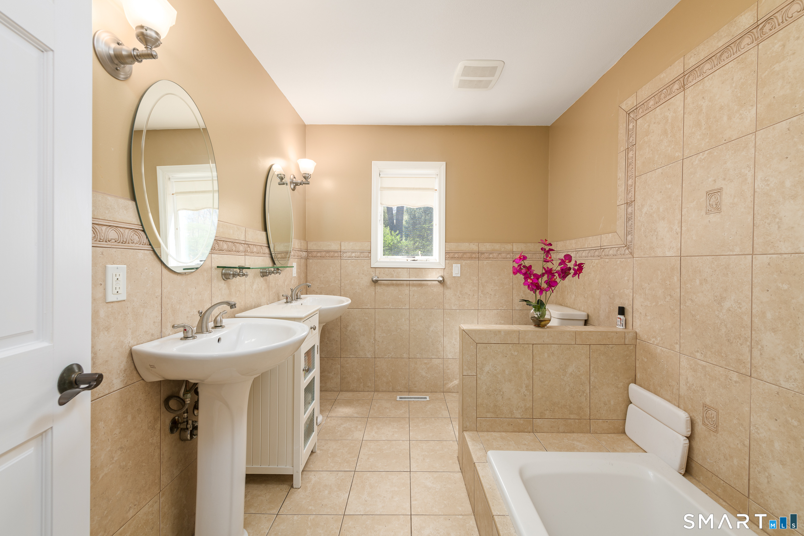 26 Egypt Road Ellington, CT 06029 - Photo 16 of 37