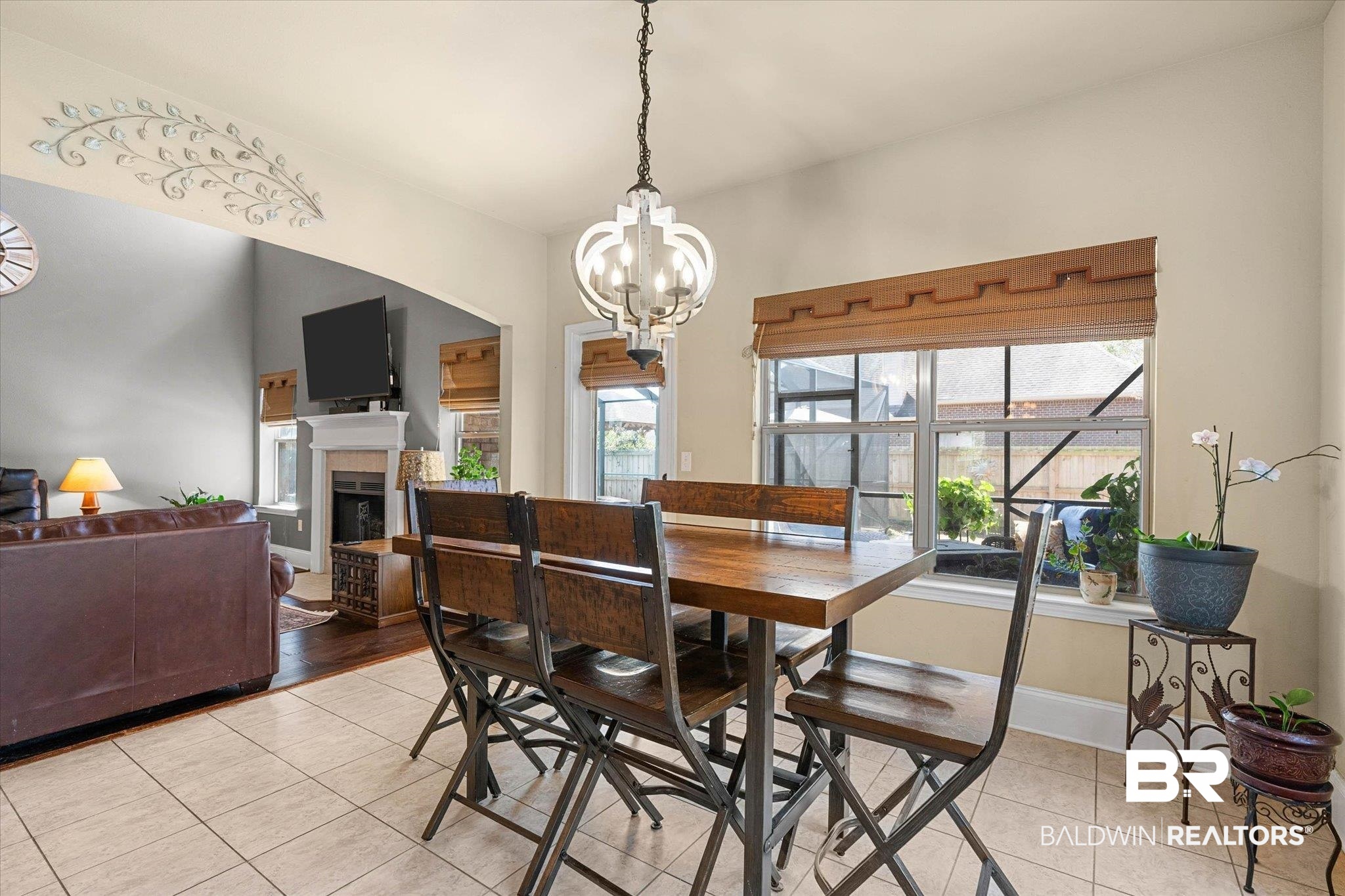 585 Sheffield Avenue Foley, AL 36535 - Photo 11 of 45 Dinette