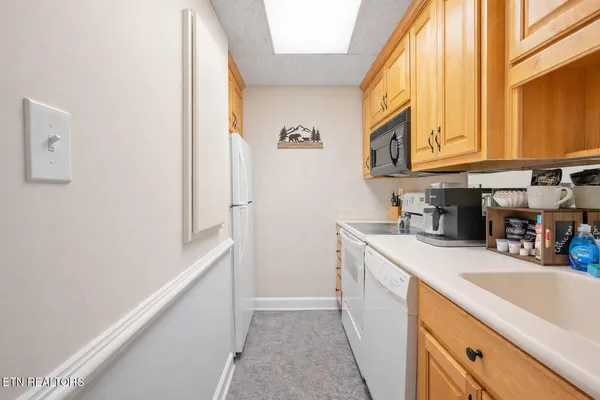 $385,000 | 102 Baskins Creek Bypass, Unit 304, Gatlinburg, TN 37738