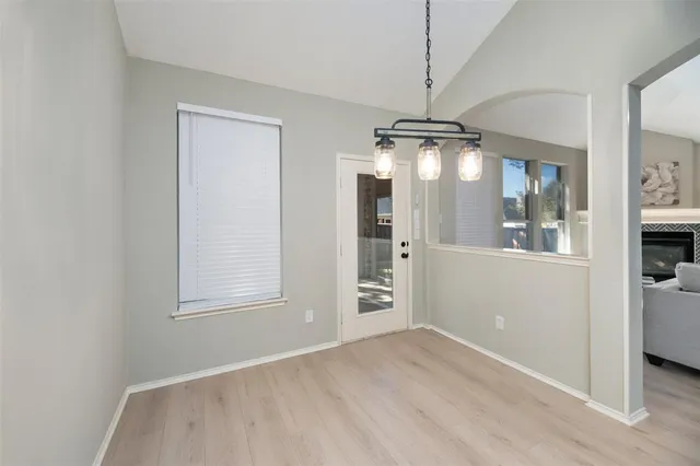 $375,000 | 716 Red Oak Court, Crowley, TX 76036